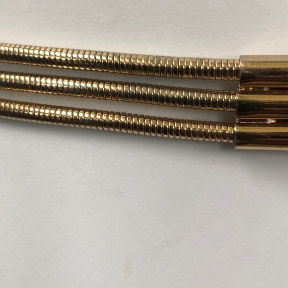 Gold tone fashion belt - Picture 2 of 6